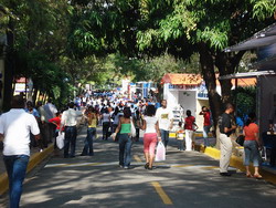 Cuban Traveling Book Fair Around Eight Cities in Dominican Republic